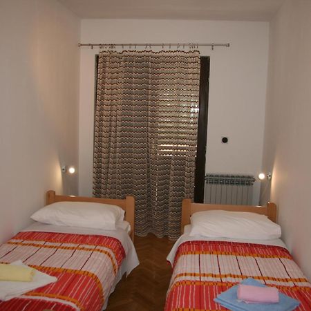 Apartments Karabaic Krk Krk Town Zimmer foto