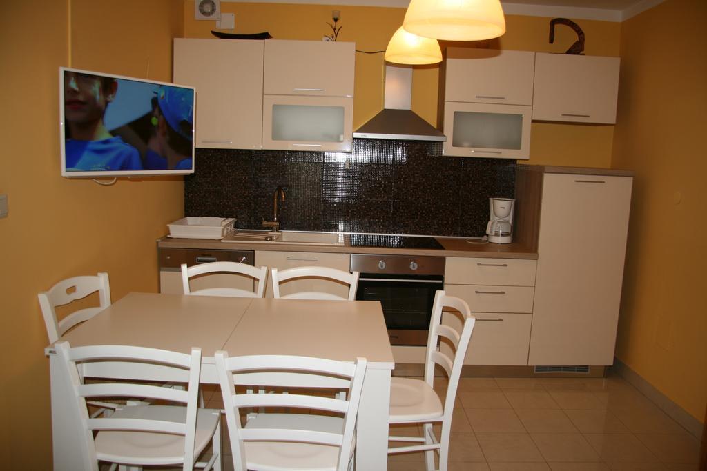 Apartments Karabaic Krk Krk Town Exterior foto